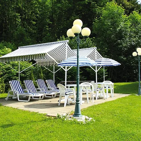 Holiday Haus Schonbrunn, *